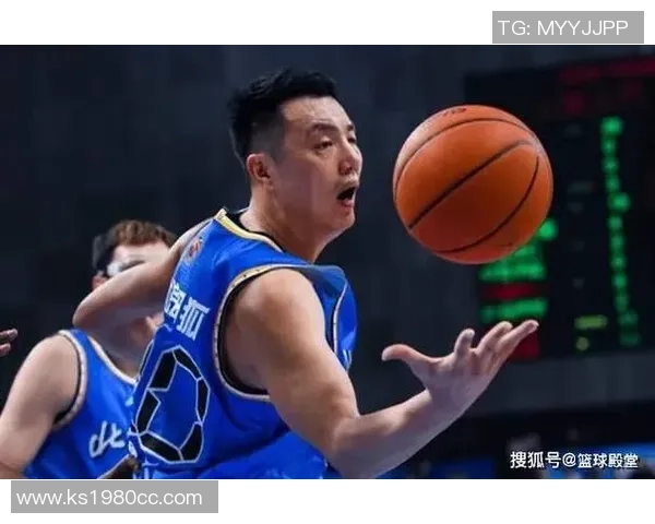 翟晓川：从篮球场上的拼搏者到生活中的多面手，探索他的成长与蜕变之路