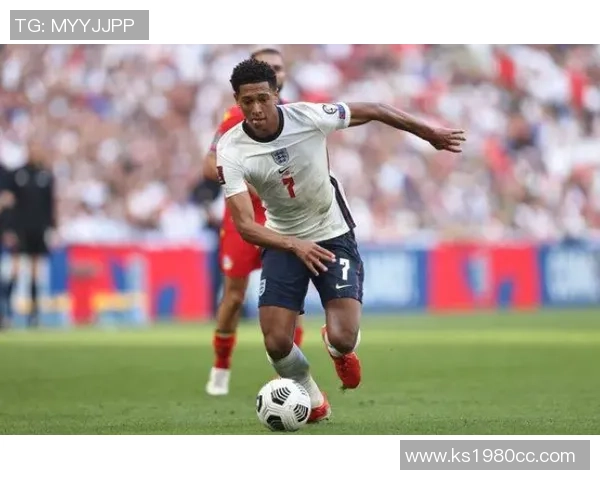 贝林厄姆：年轻天才如何改变足球格局与未来发展潜力分析